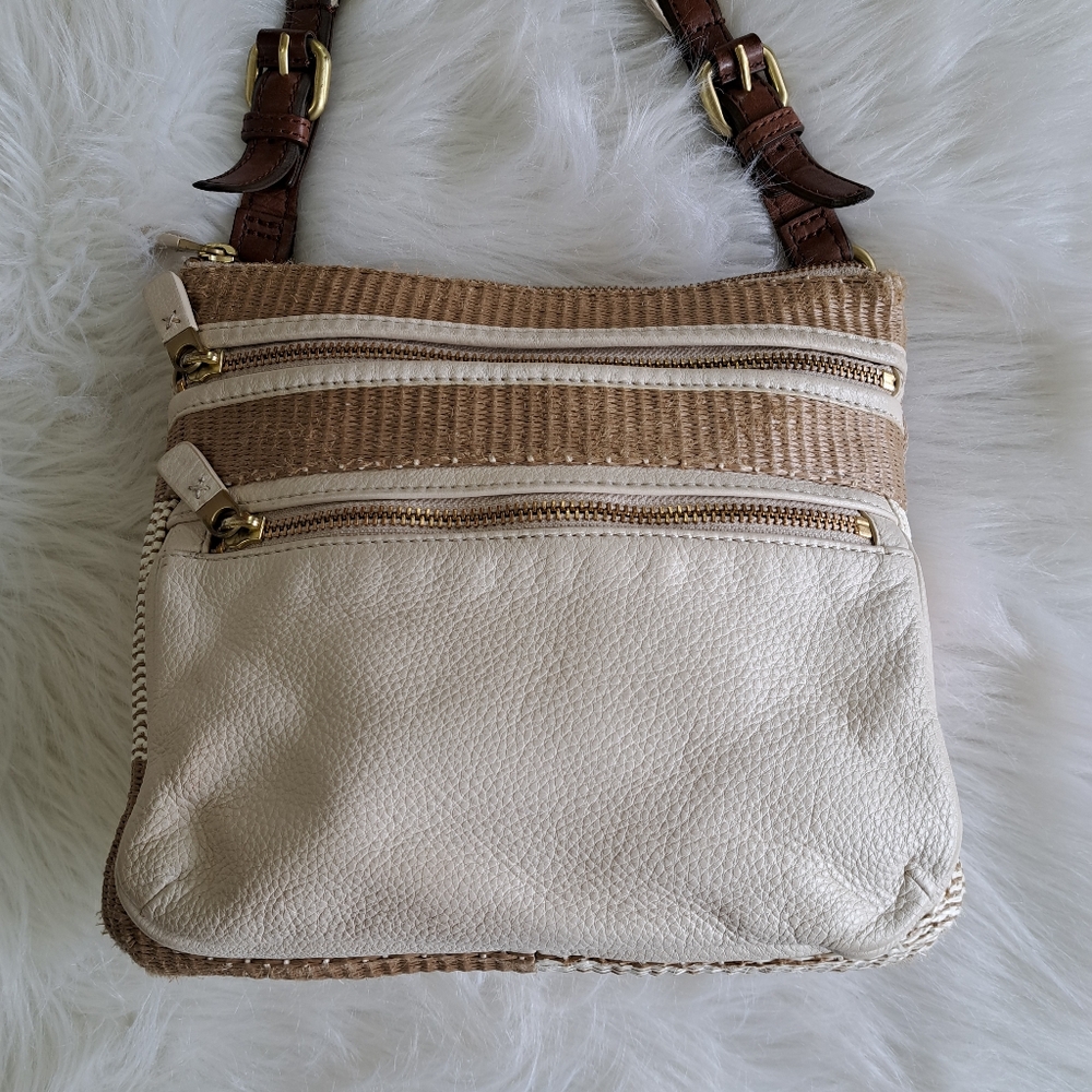 Fossil midsz leather shoulder or crossbody bag - Picture 7 of 16